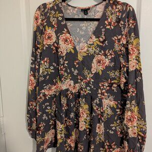 Torrid Size 2 Womens Top floral Babydoll Rayon Crepe Long Sleeve Blouse